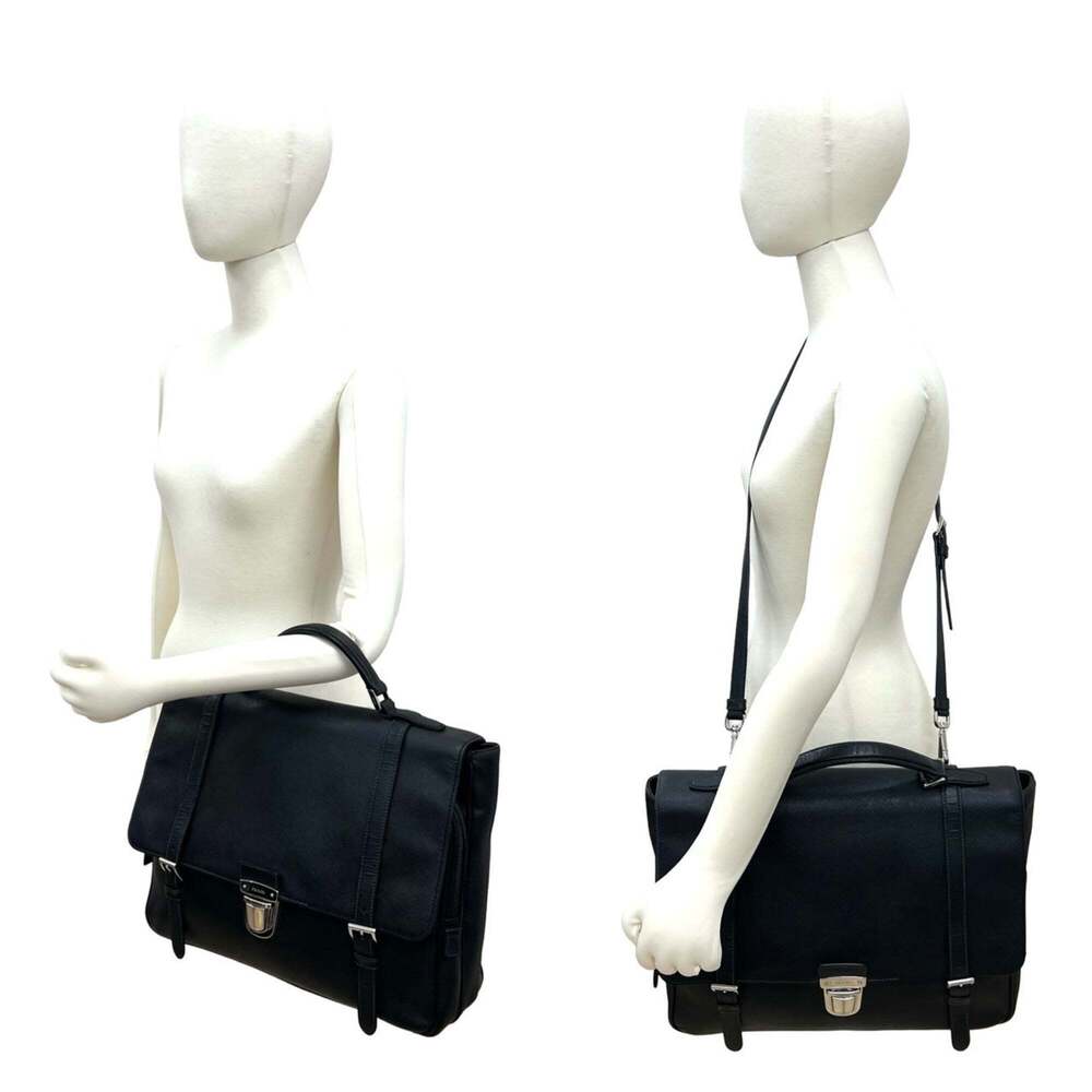 PRADA Black Leather Saffiano Shoulder Bag - Picture 2 of 10